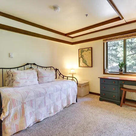 Incline Village Condo With Balcony 1 Mi To Trail! Exterior photo