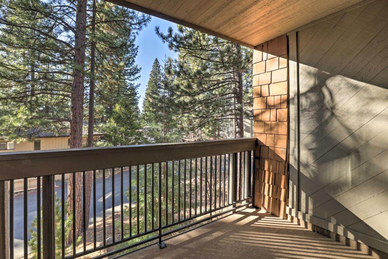 With Balcony 1 Mi To Trail!